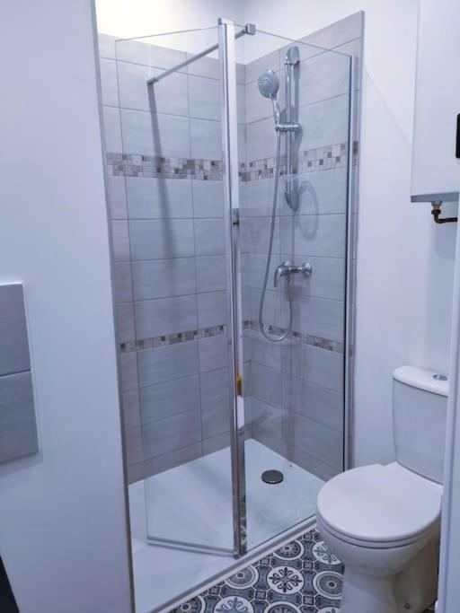 Logement Proche Hypercentre Кан Екстериор снимка