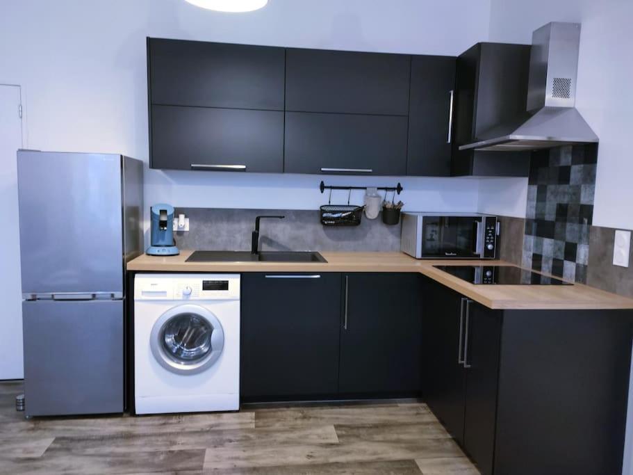 Logement Proche Hypercentre Кан Екстериор снимка